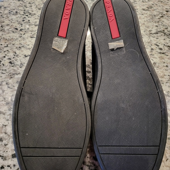 Prada lace up sneakers, sz 40 - Picture 4 of 5